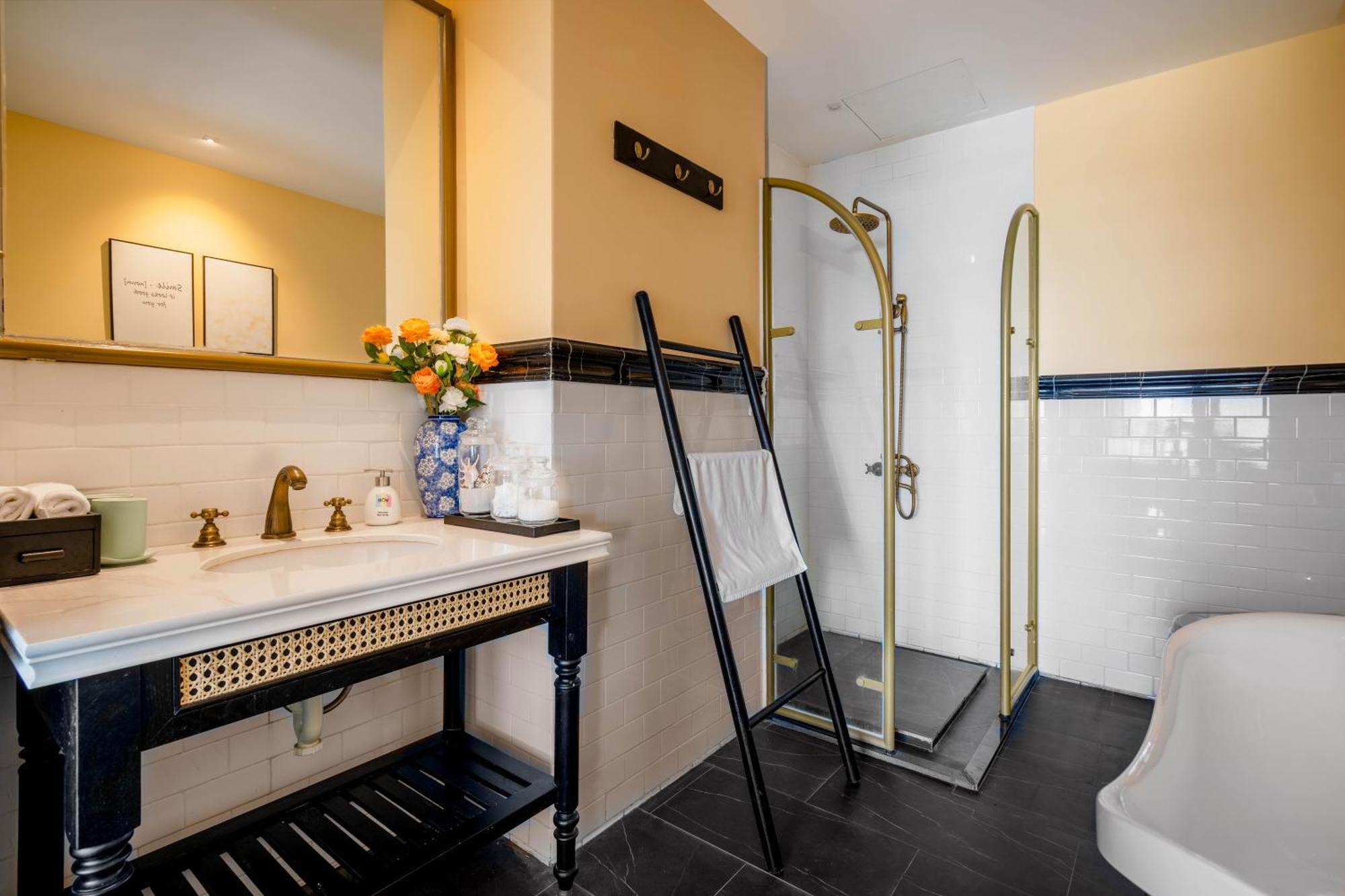 The Now Boutique Hotel & Apartment Da Nang Exterior photo